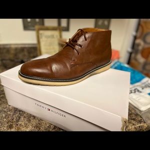 Tommy Hilfiger chukka Boots Men 11.5